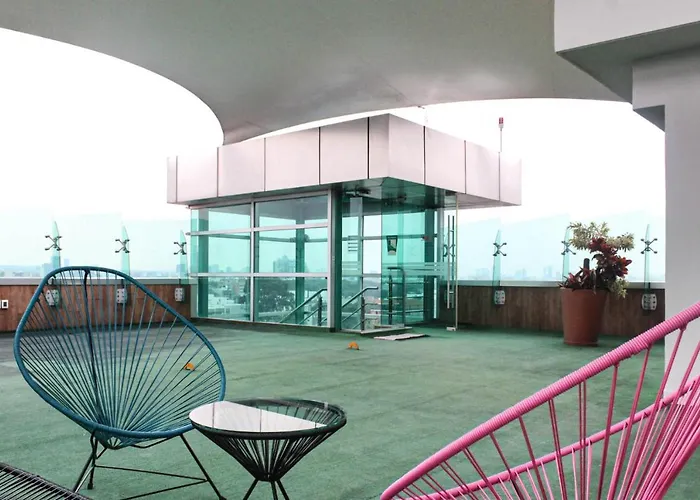 Beautiful And Comfortable Rooftop 4*