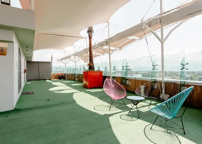 Beautiful And Comfortable Rooftop Apartahotel